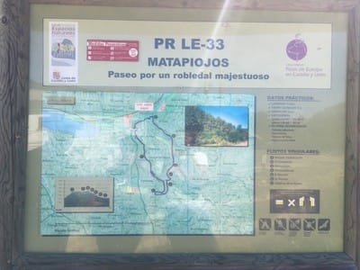 Panel informativo de la ruta PR-LE 33 Matapiojos